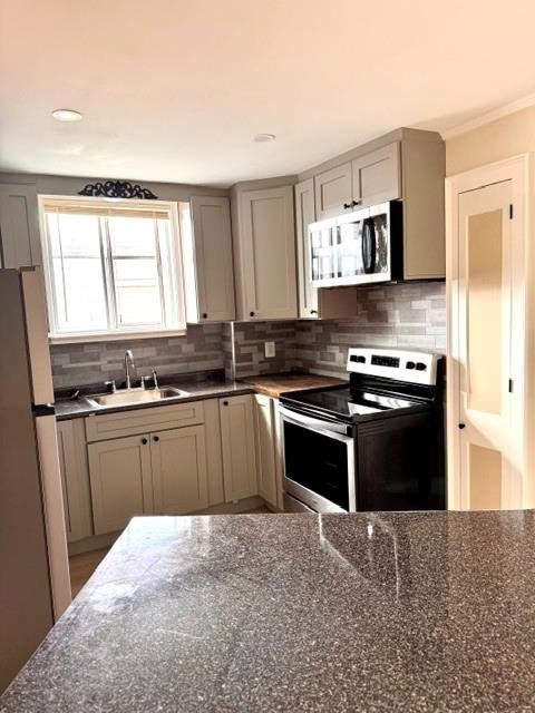 143 Pidge Avenue Unit 3 — photo
