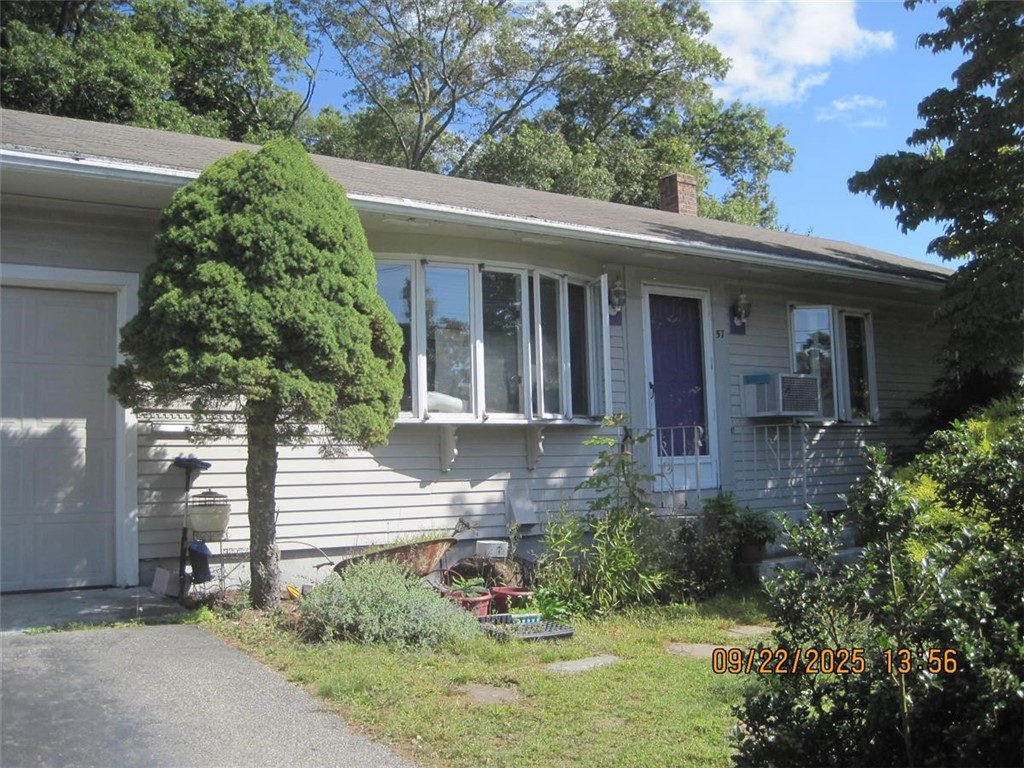 57 Roundway Drive — photo