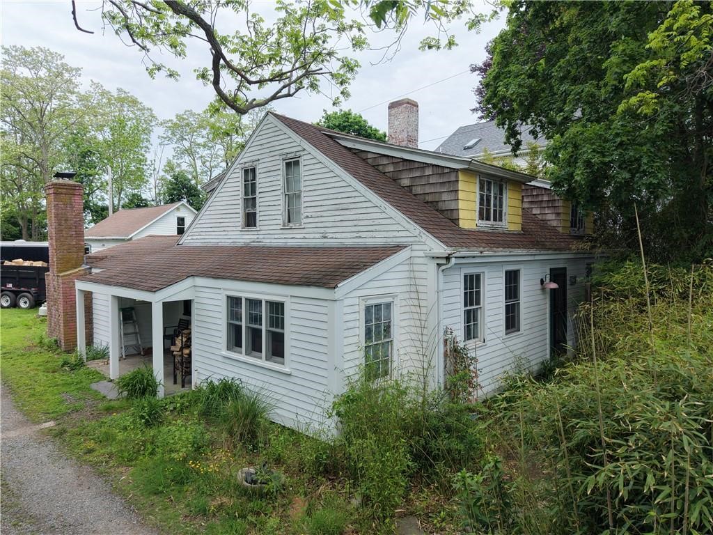 803 Main Street — photo