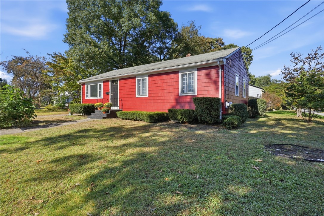 165 Adrian Street — photo