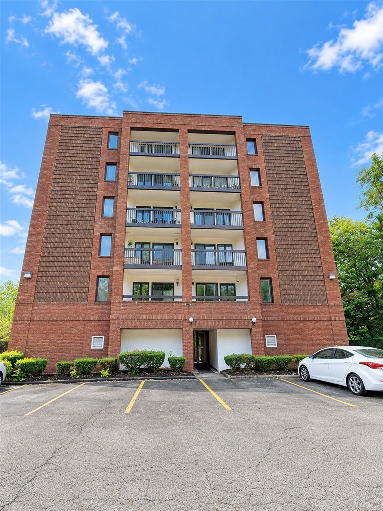 366 Quincy Avenue Unit 303 — photo