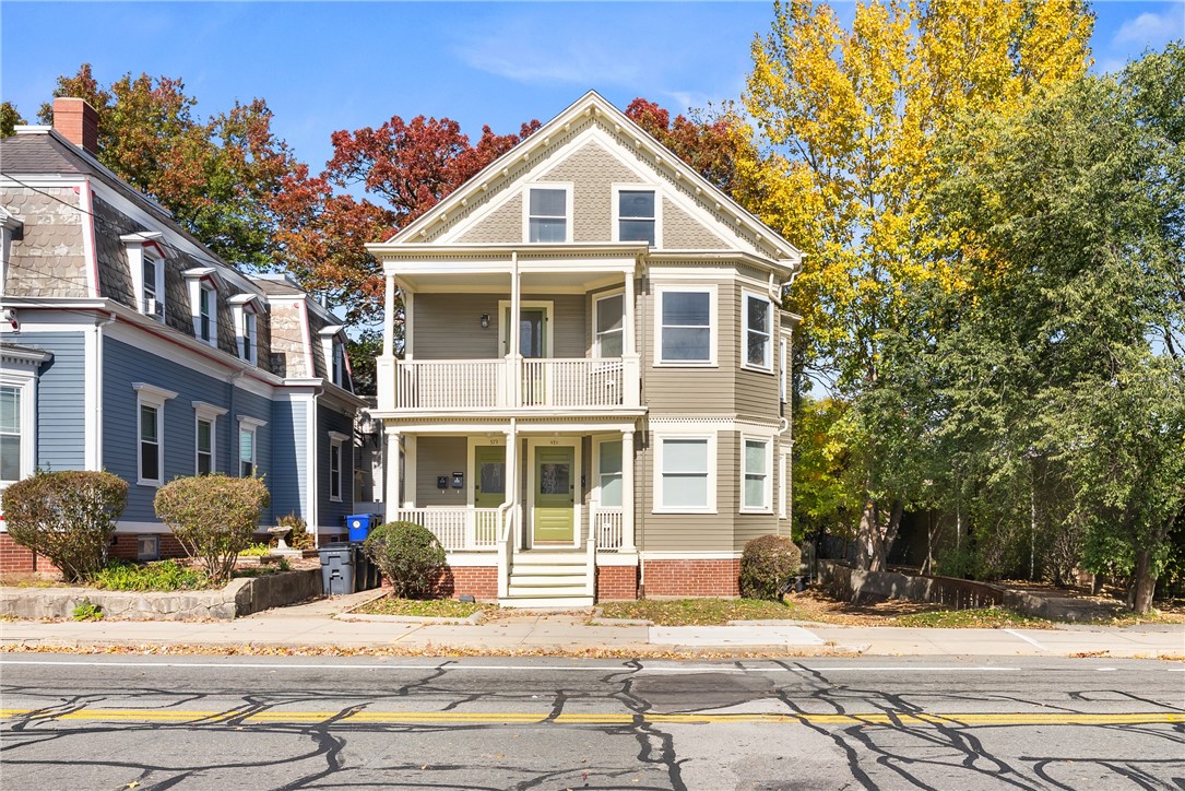 571 Smith Street Unit 1 — photo