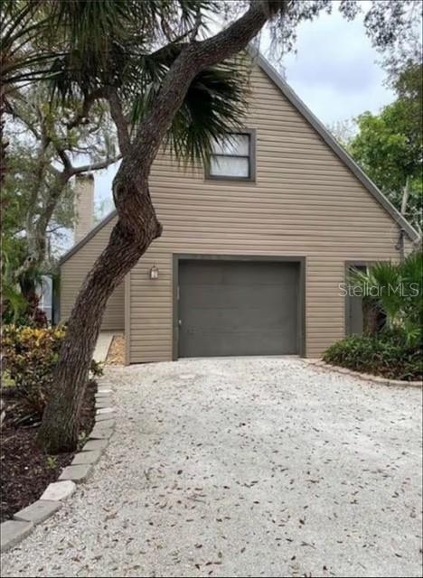 5311 Creek Drive — photo