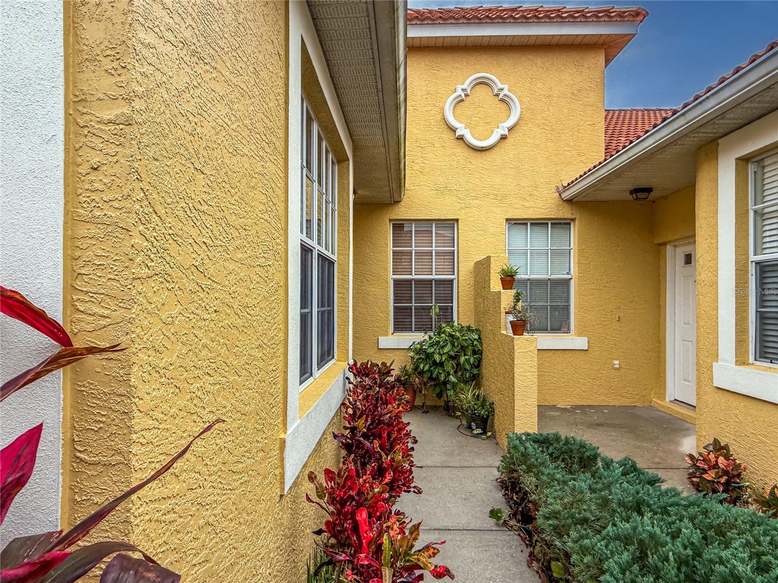 5715 Spanish Point Court — photo