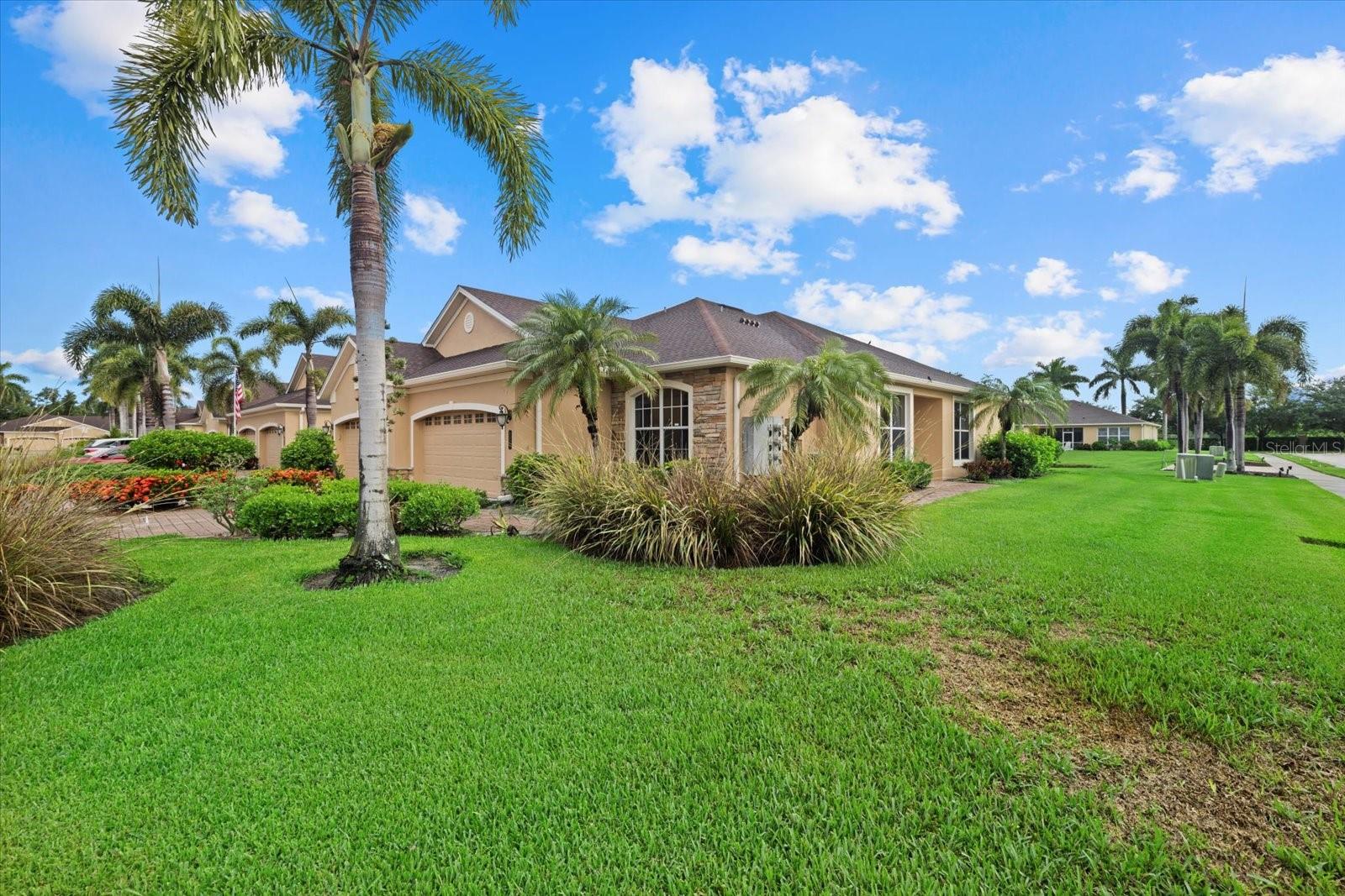 4331 Turnberry Circle — photo