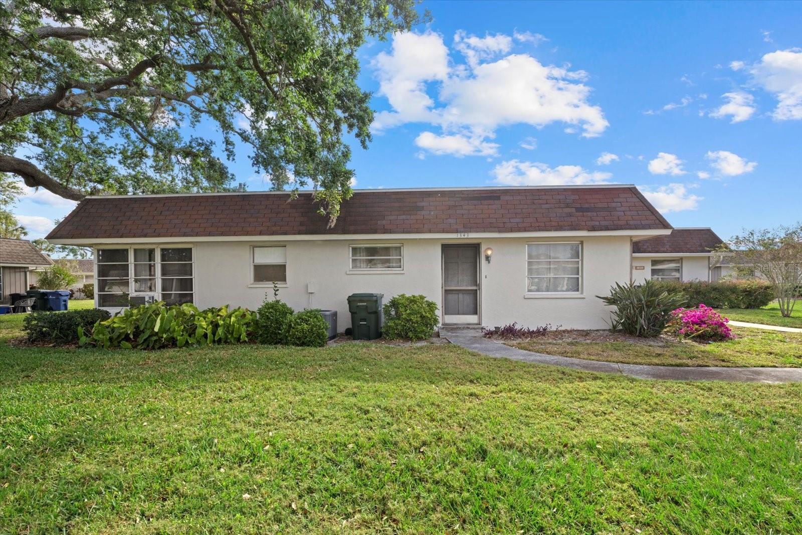 1343 Glendale Circle W 216 — photo