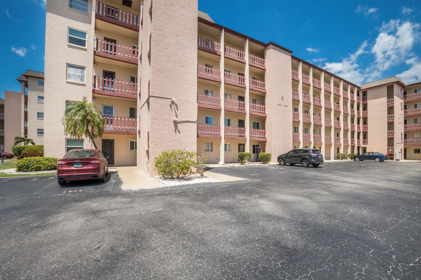 4015 Lake Bayshore Drive 108 — photo