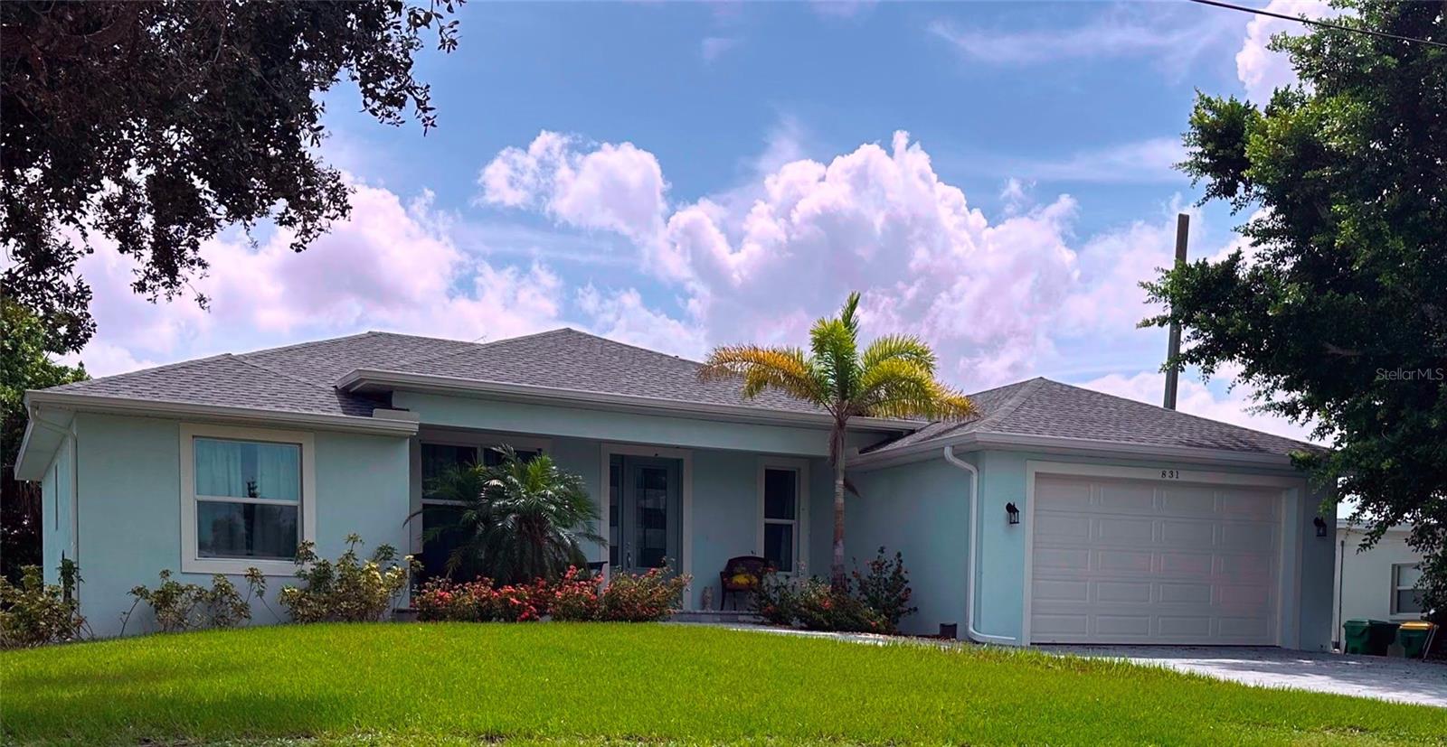 831 Palmetto Drive NE — photo