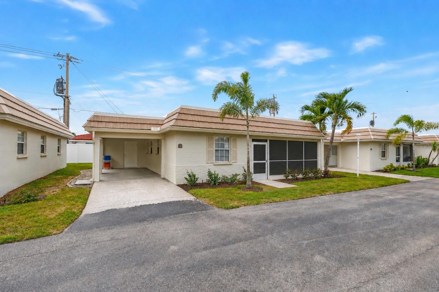 6150 Midnight Pass Road V38 — photo