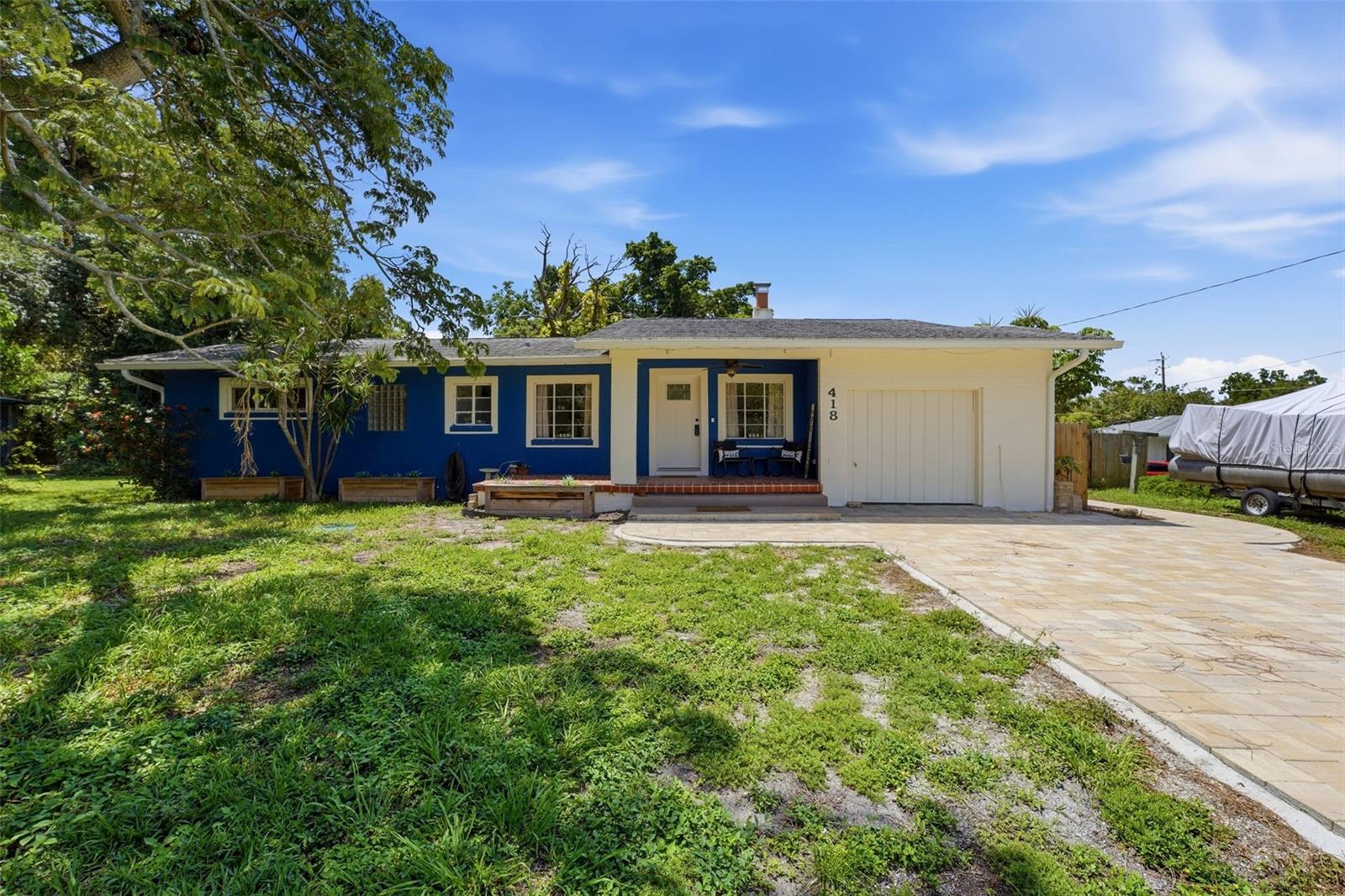 418 Edwards Drive — photo
