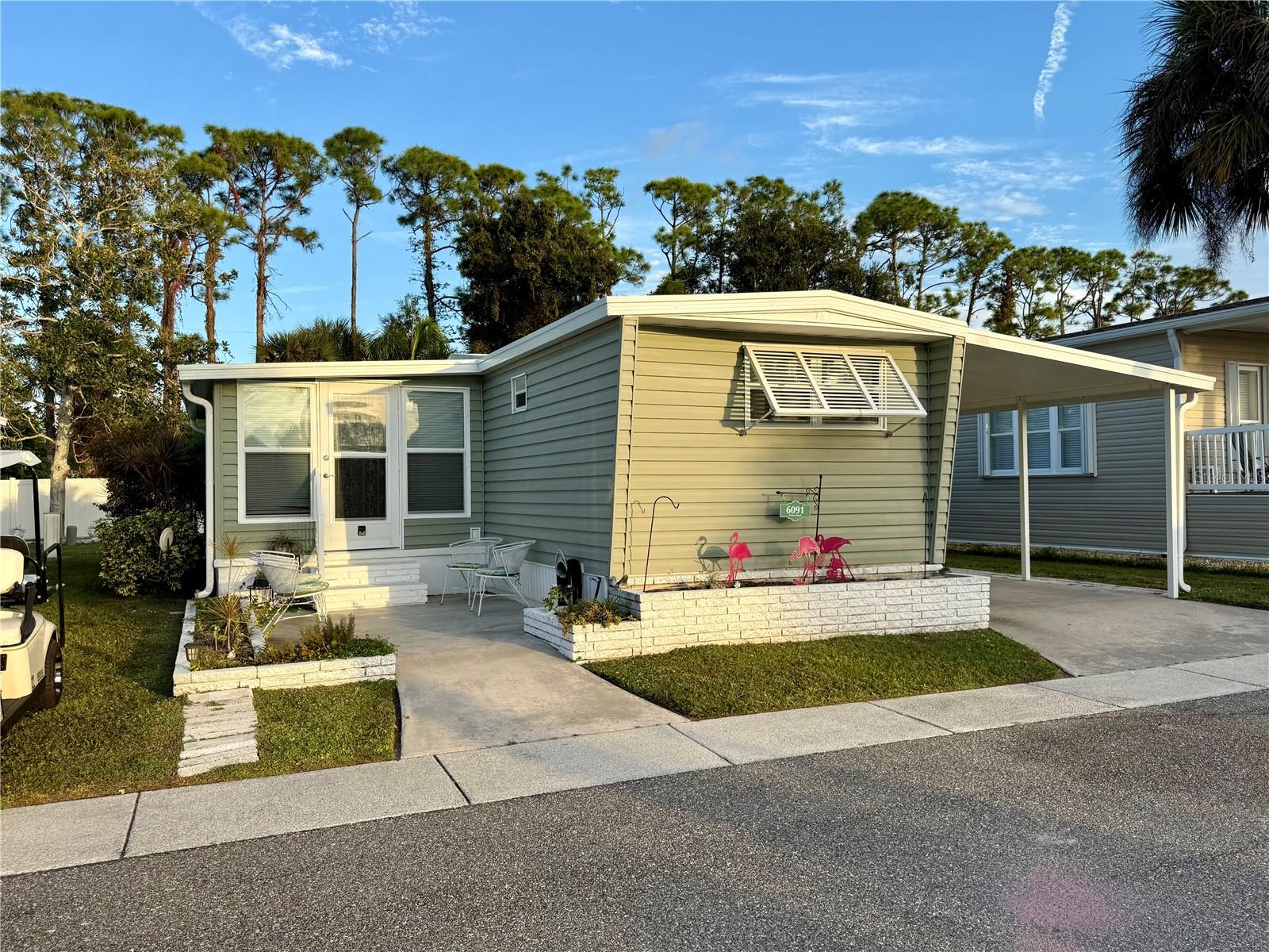 6091 Peony Road — photo