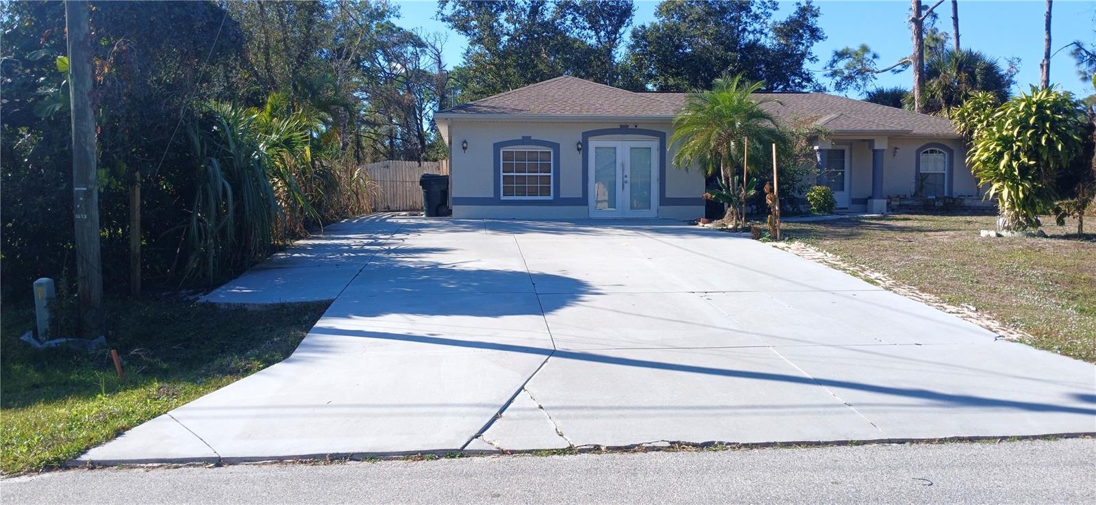 5573 Gagnon Terrace — photo