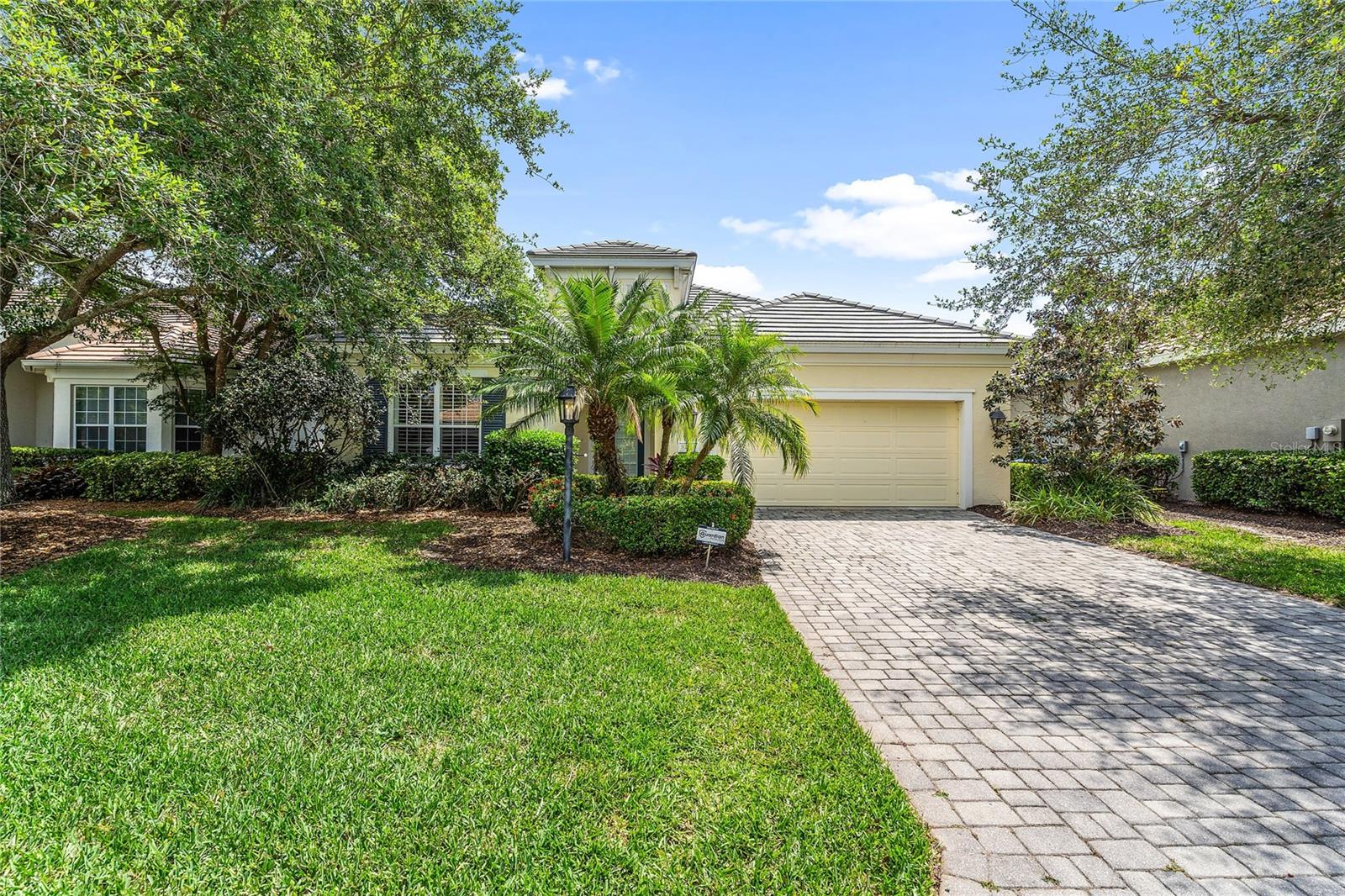 8416 Abingdon Court — photo