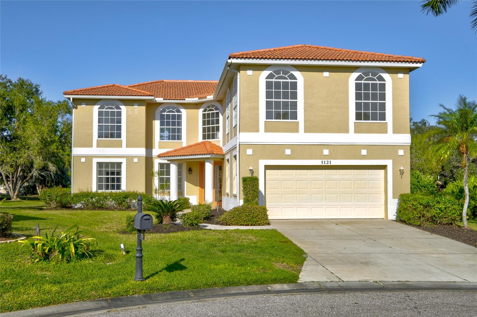 5121 Glade Fern Court — photo