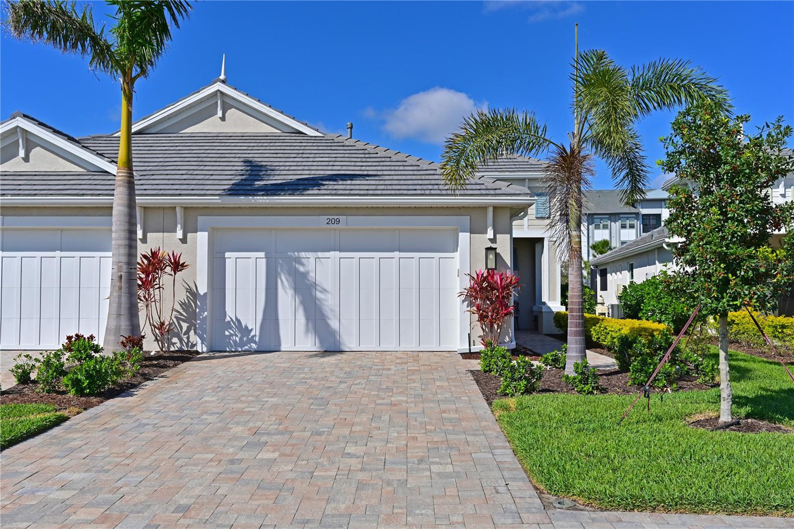 209 Okeeffe Circle — photo