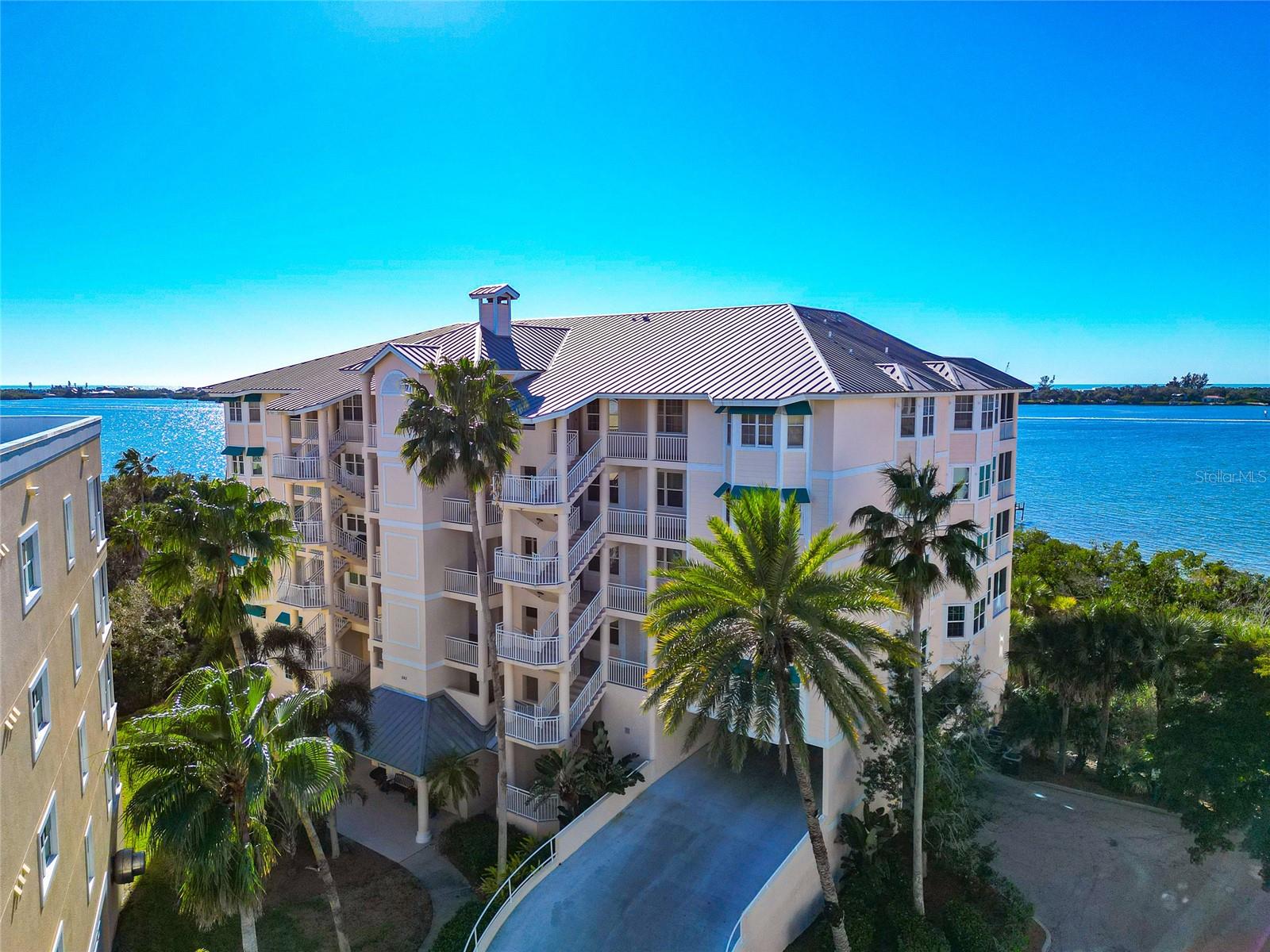 242 Hidden Bay Drive 602 — photo