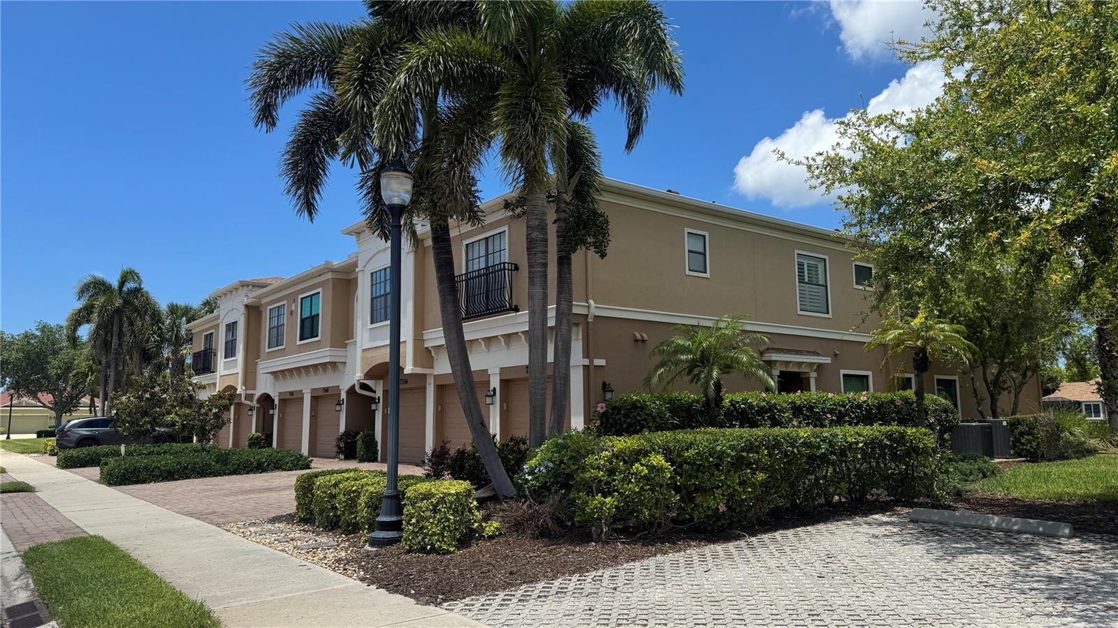 7338 Skybird Road 413 — photo
