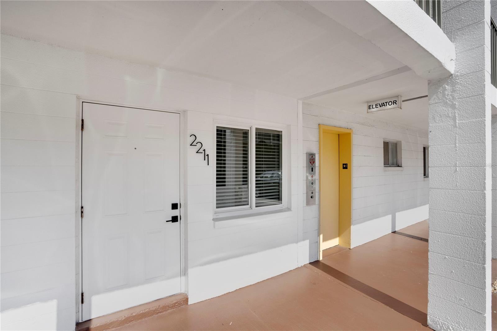2211 Sunset Drive E3 — photo