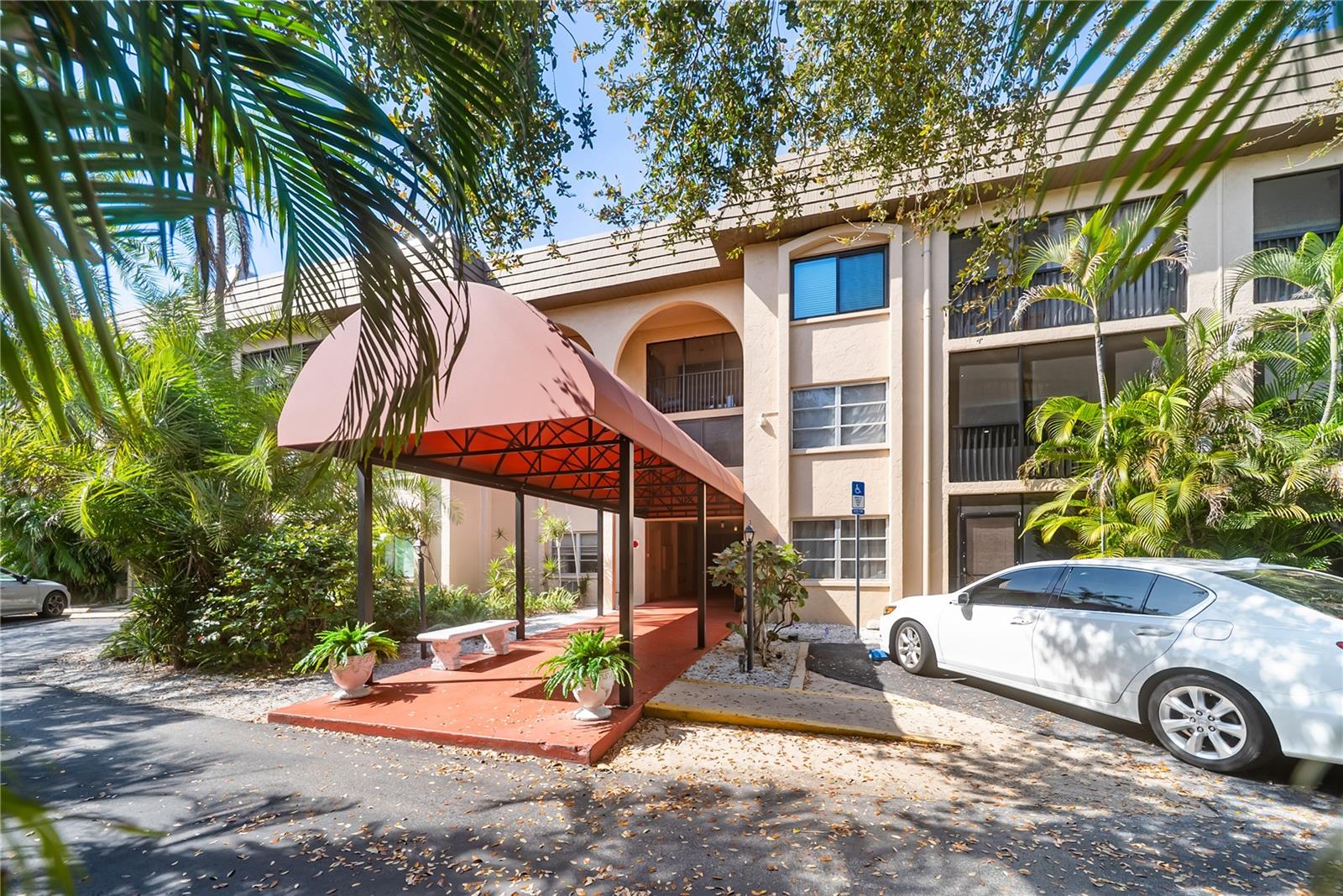 3700 S Osprey Avenue 118 — photo