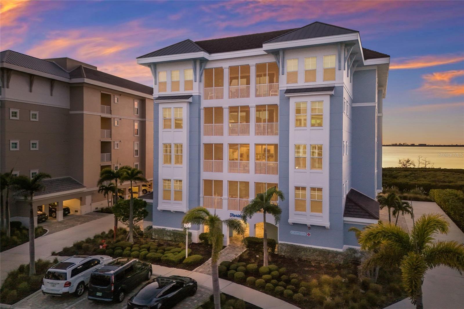 376 Aruba Circle 203 — photo