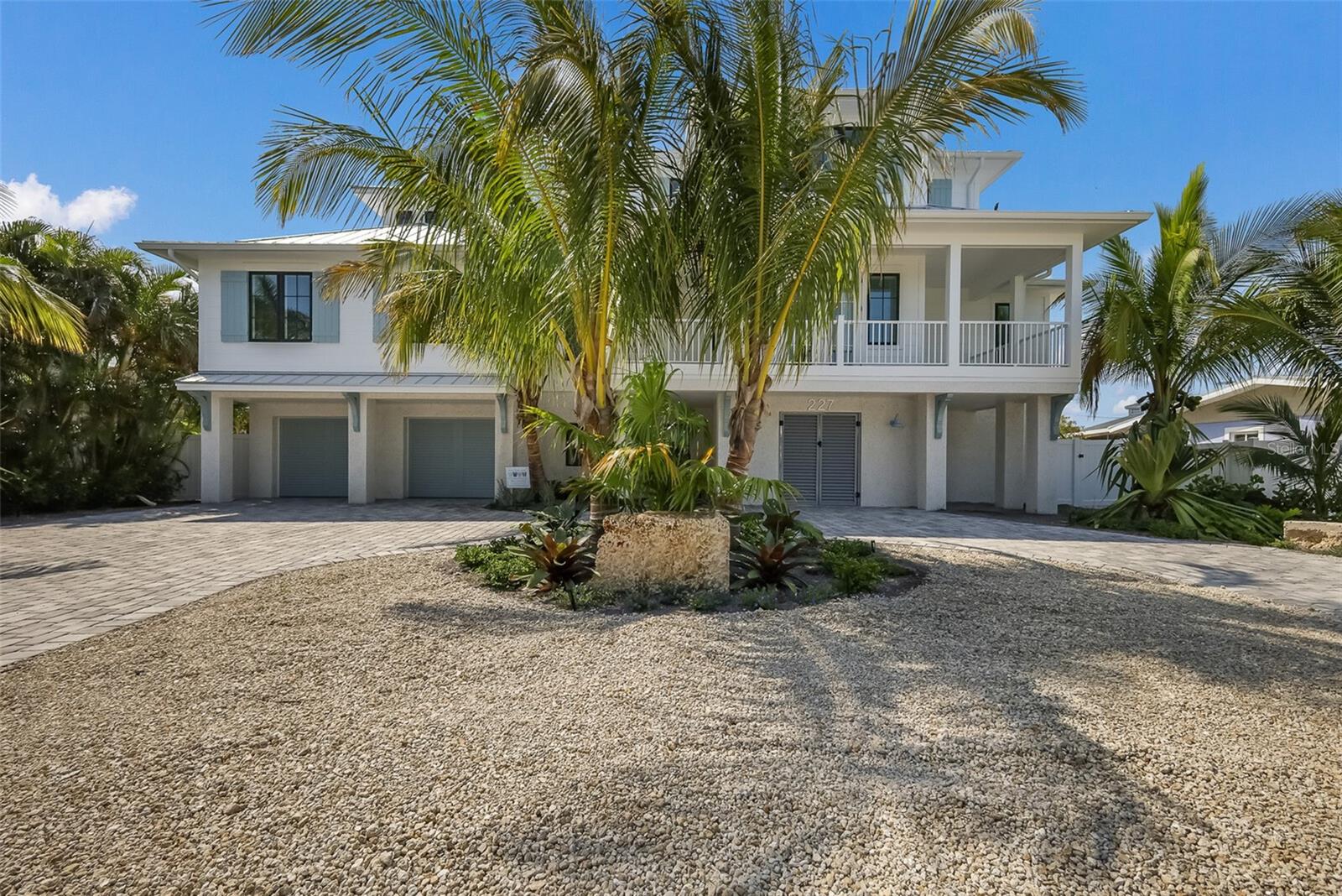 227 S Harbor Drive — photo