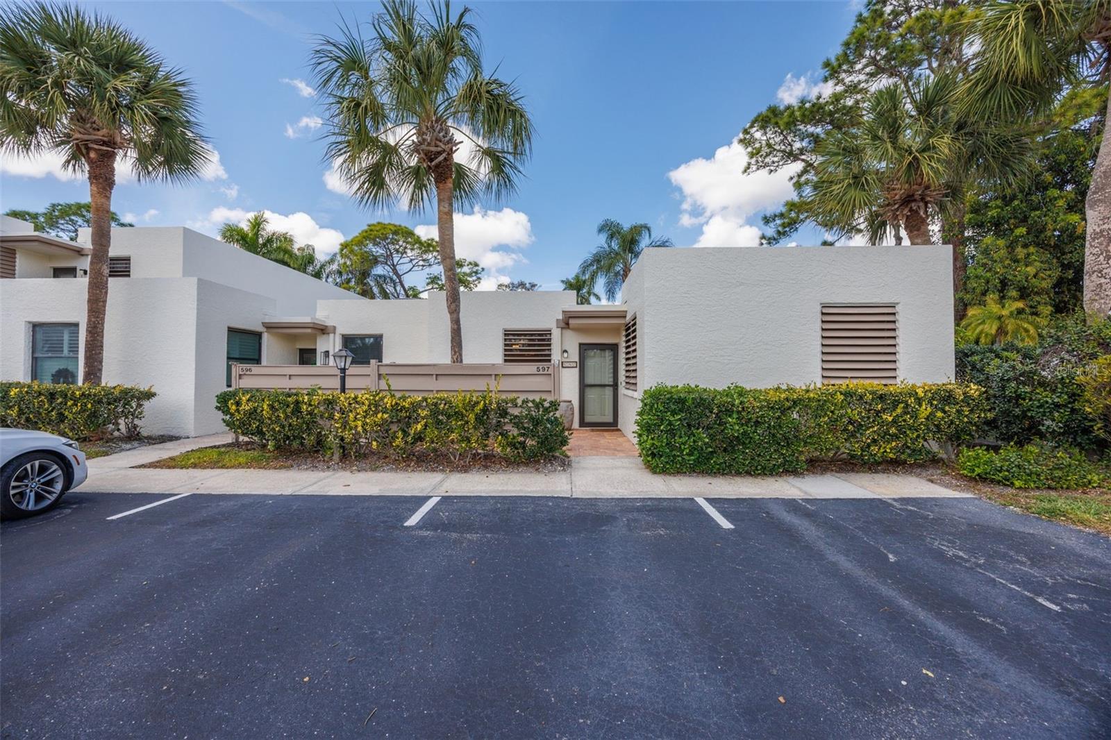 597 Lakeside Drive 597 — photo