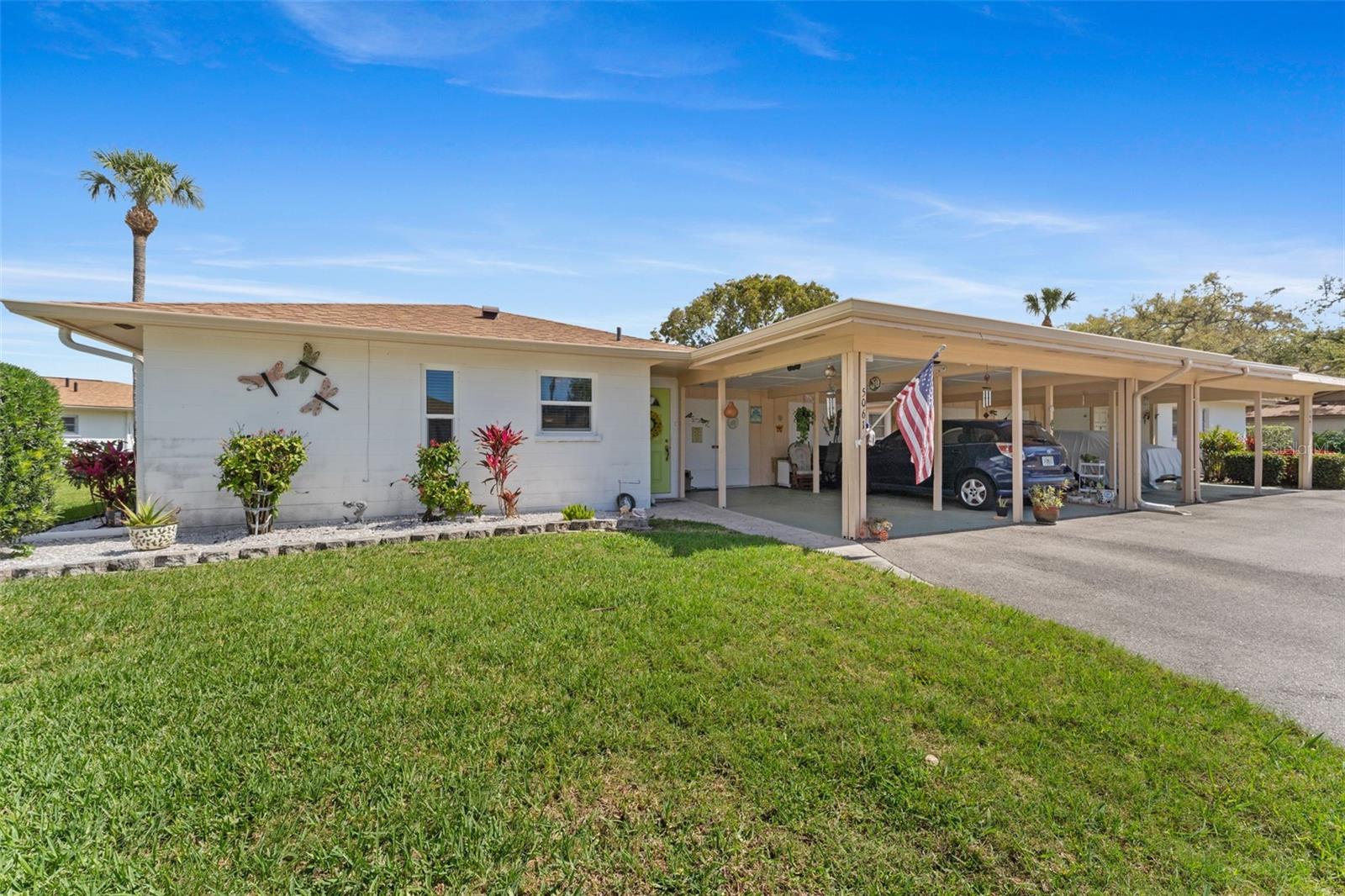 5061 Live Oak Circle — photo