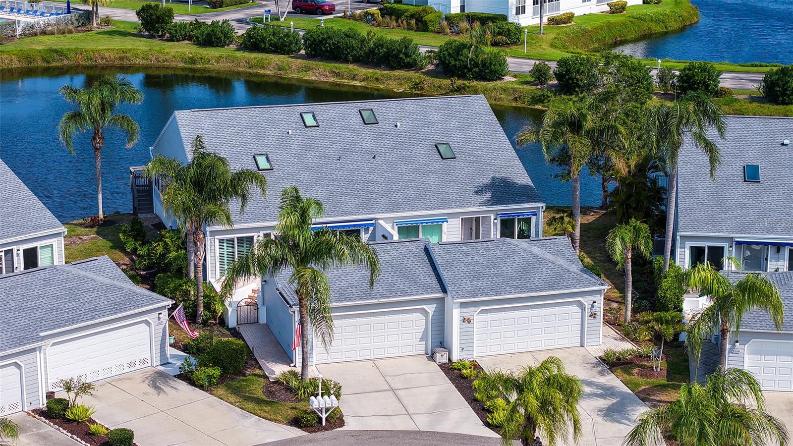 1005 Pelican Court — photo