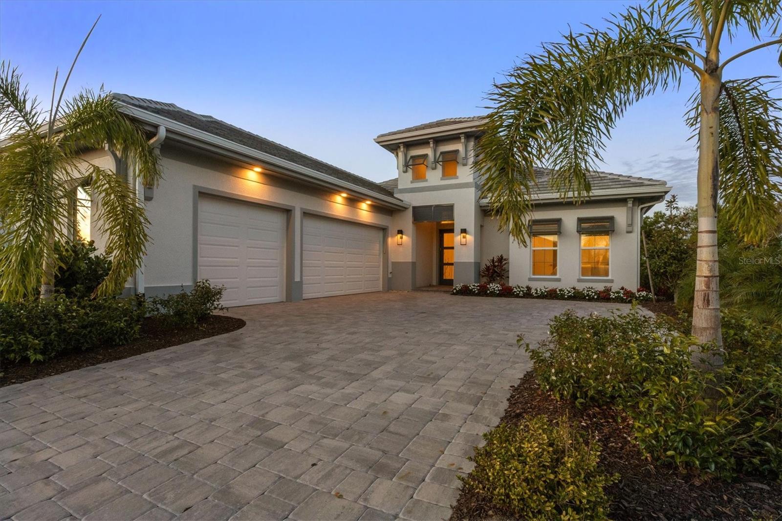 8352 Sea Glass Court — photo