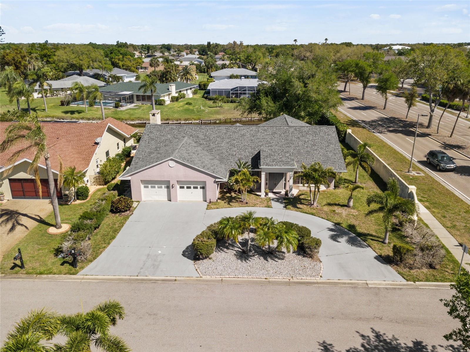 1009 Kings Court — photo