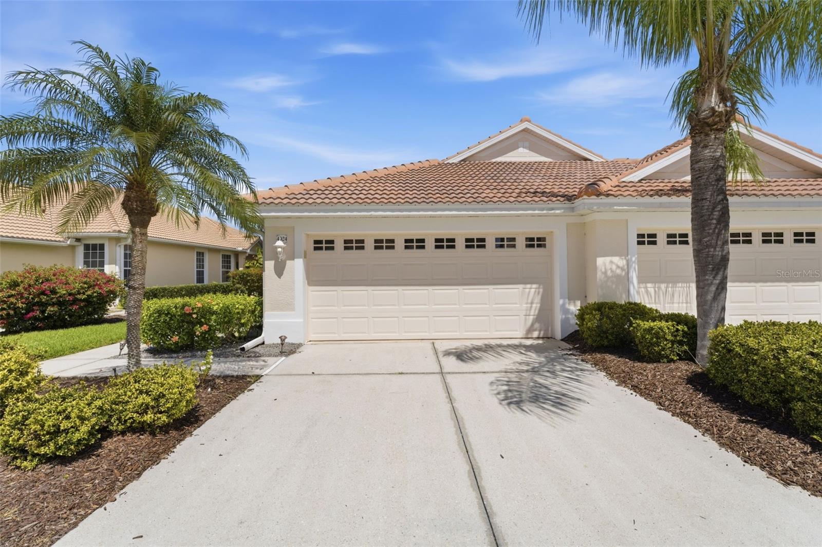 4924 Whispering Oaks Drive — photo