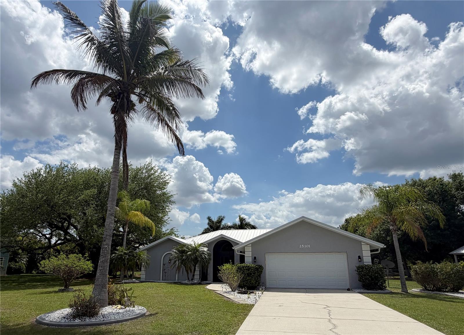 25101 Kimberly Court — photo