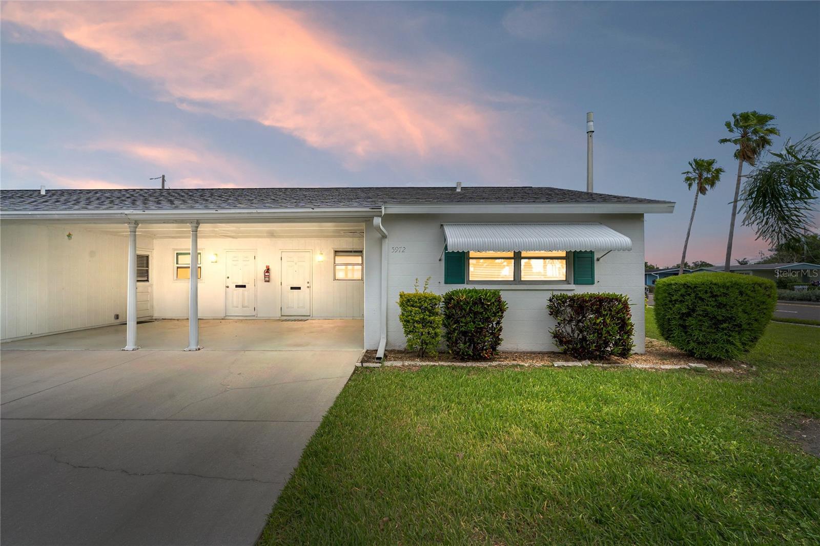 5972 Hibiscus Drive 207 — photo