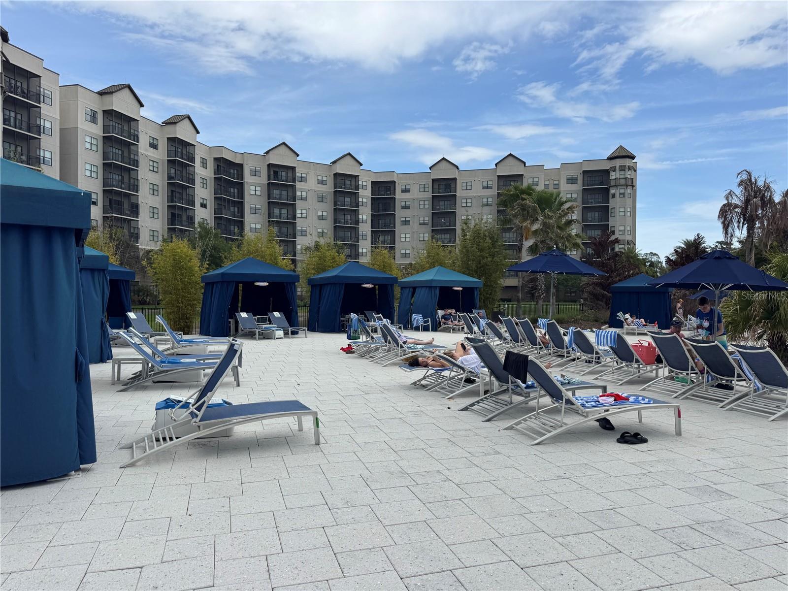 14501 Grove Resort Avenue 1110 — photo
