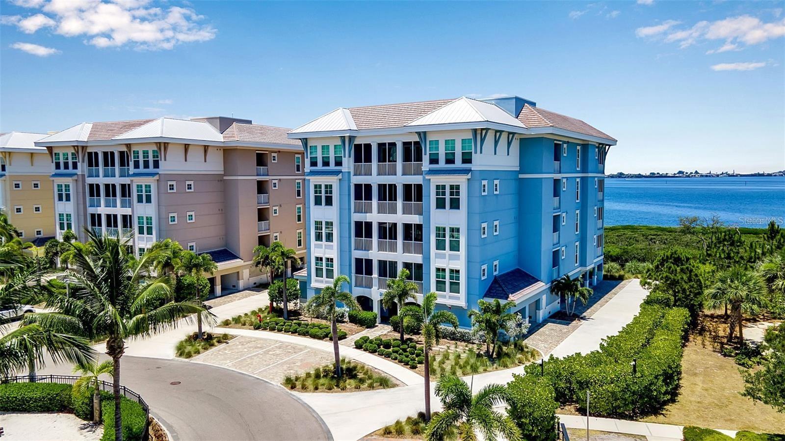 376 Aruba Circle 301 — photo