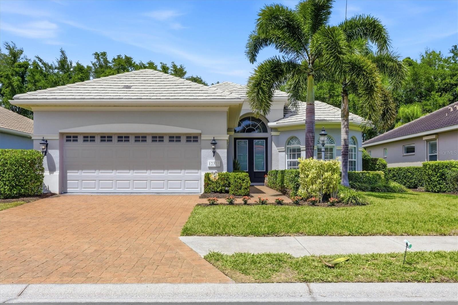 12323 Thornhill Court — photo