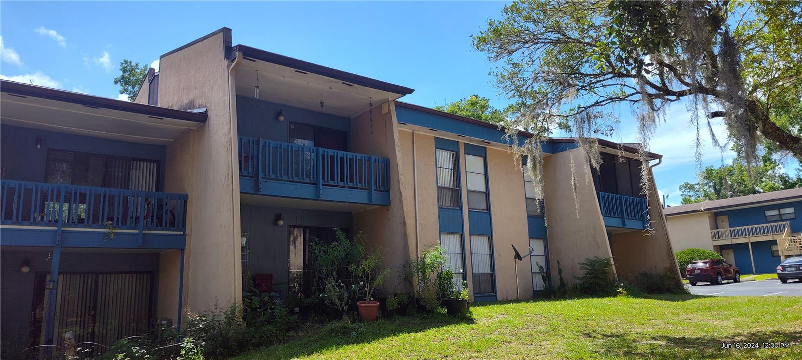 2811 SW Archer Road F46 — photo
