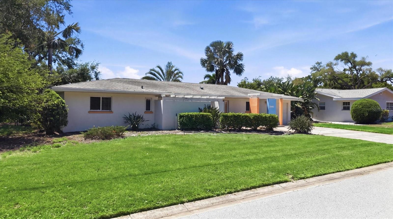 2940 Bougainvillea Street — photo