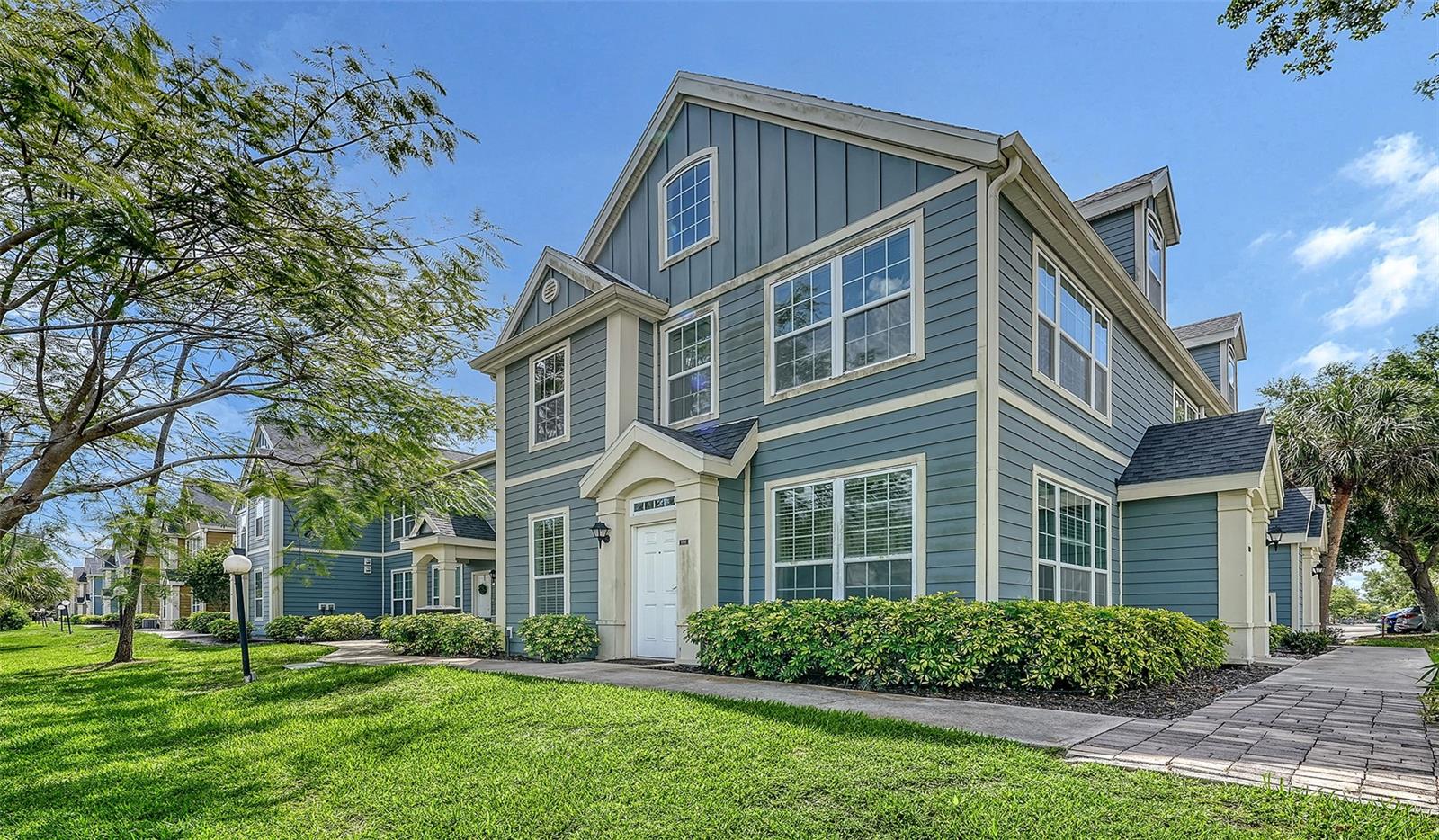 5501 Rosehill Road 105 — photo