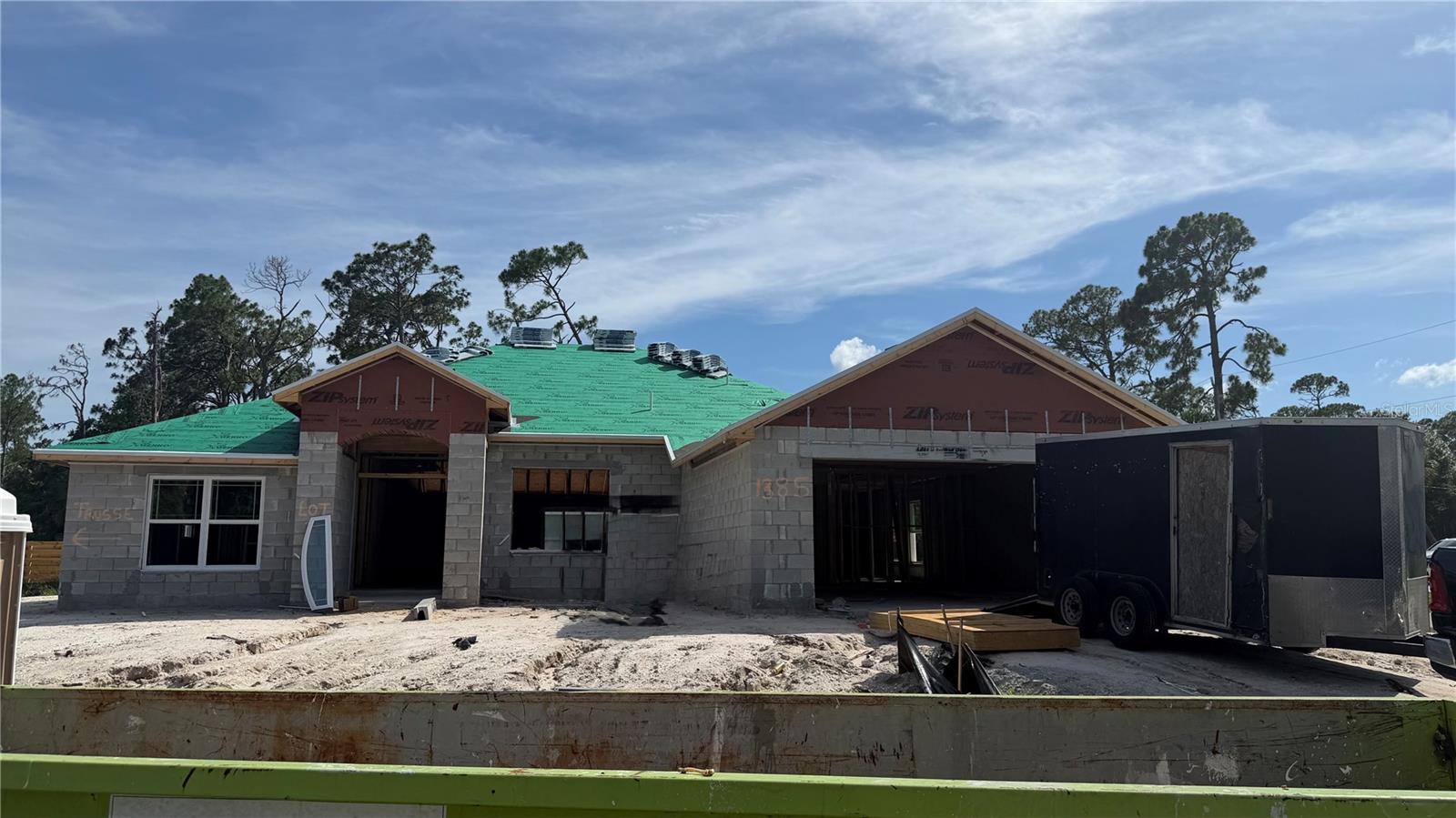 1385 Winslow Lane — photo