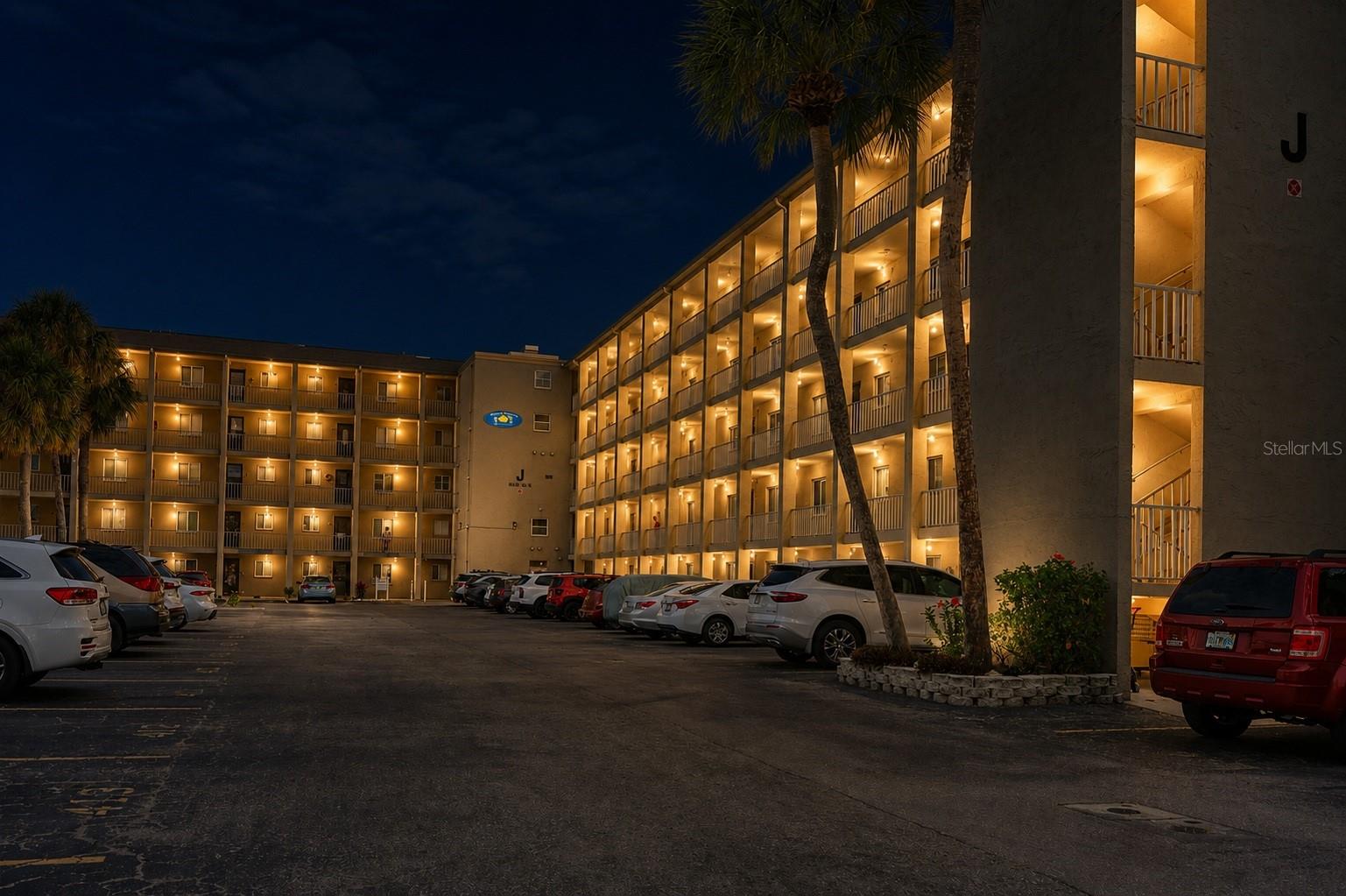 3607 Lake Bayshore Drive J-312 — photo