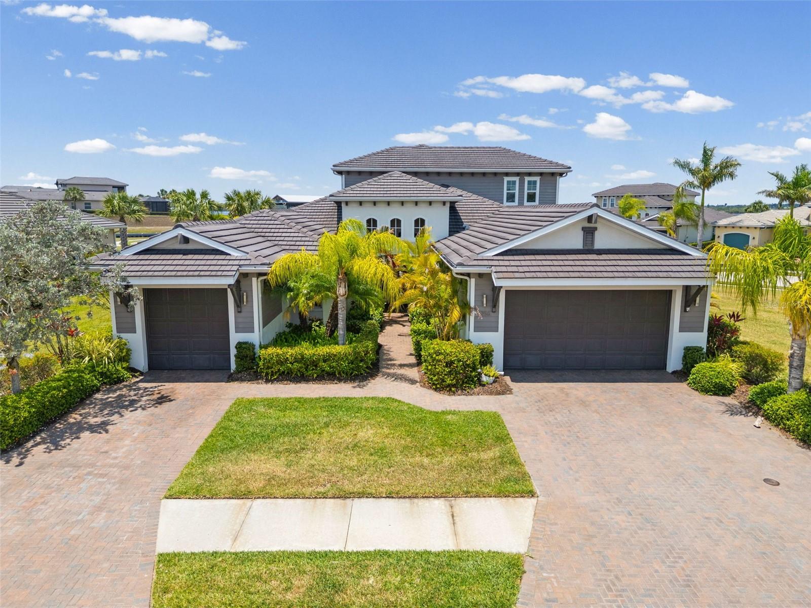 1256 Tyne Lane — photo
