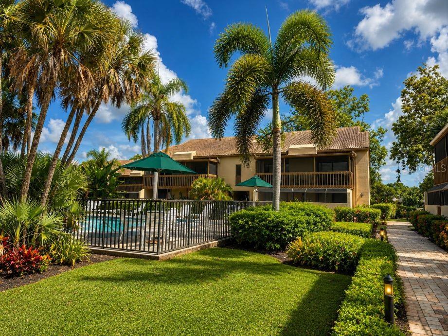 3033 Willow Green 10 — photo