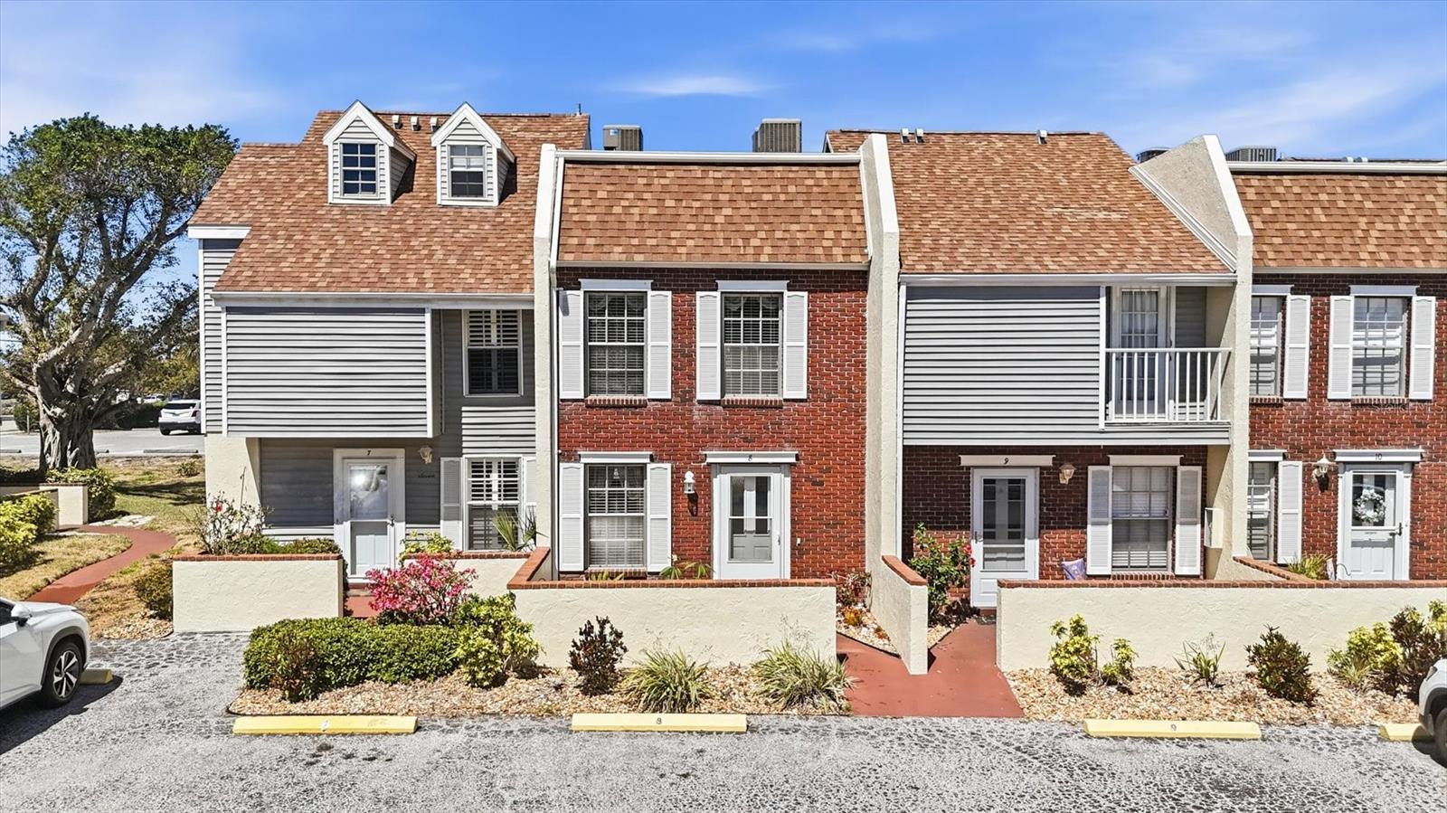 744 Cadiz Road 8 — photo