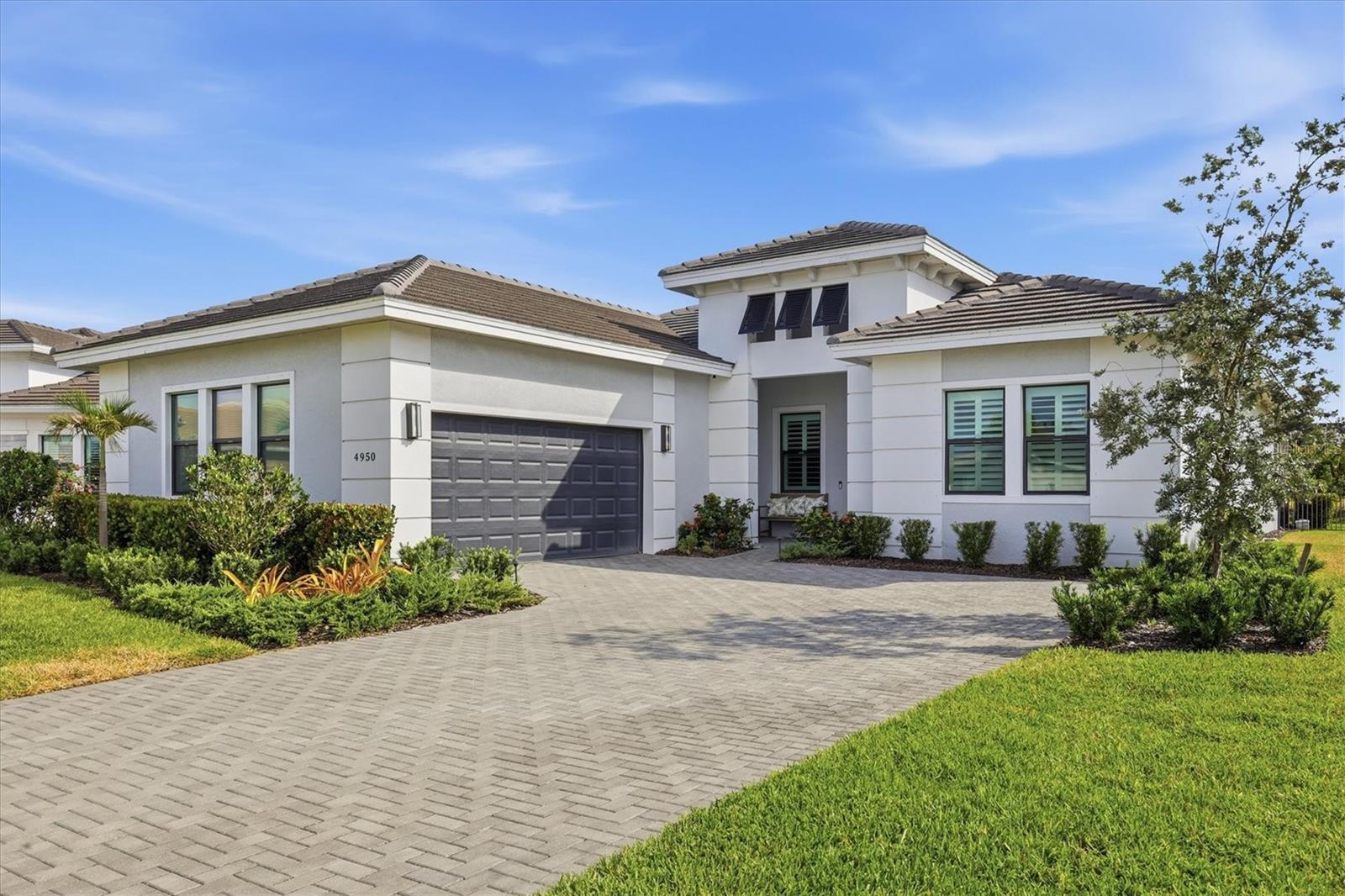 4950 Kiva Circle — photo
