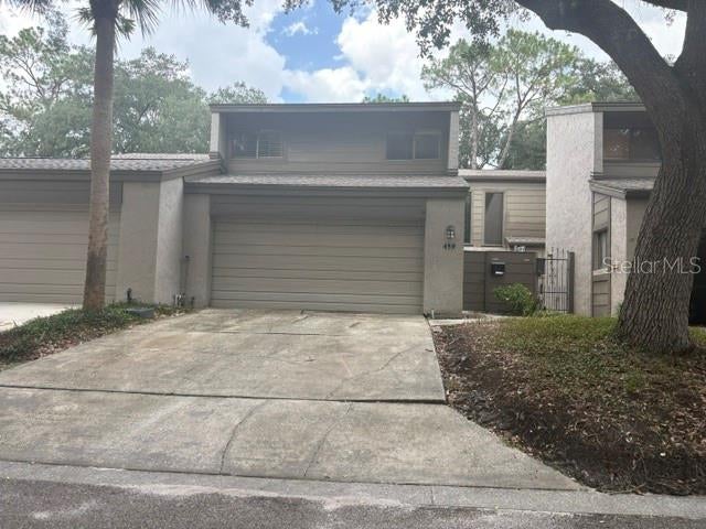 459 Meadowood Boulevard — photo
