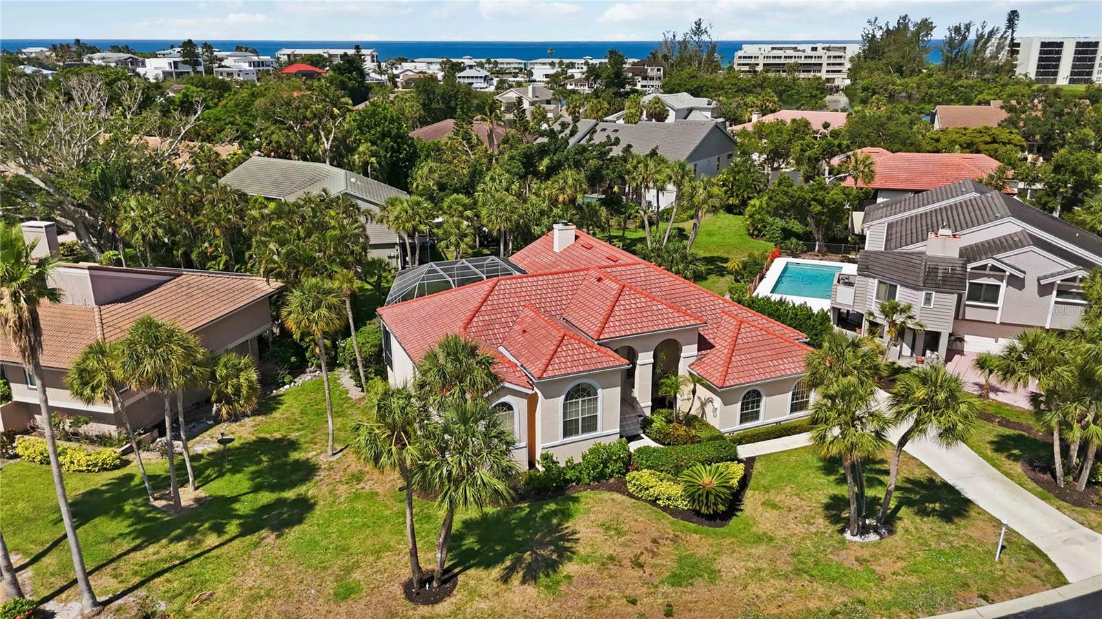 3301 Bayou Road — photo