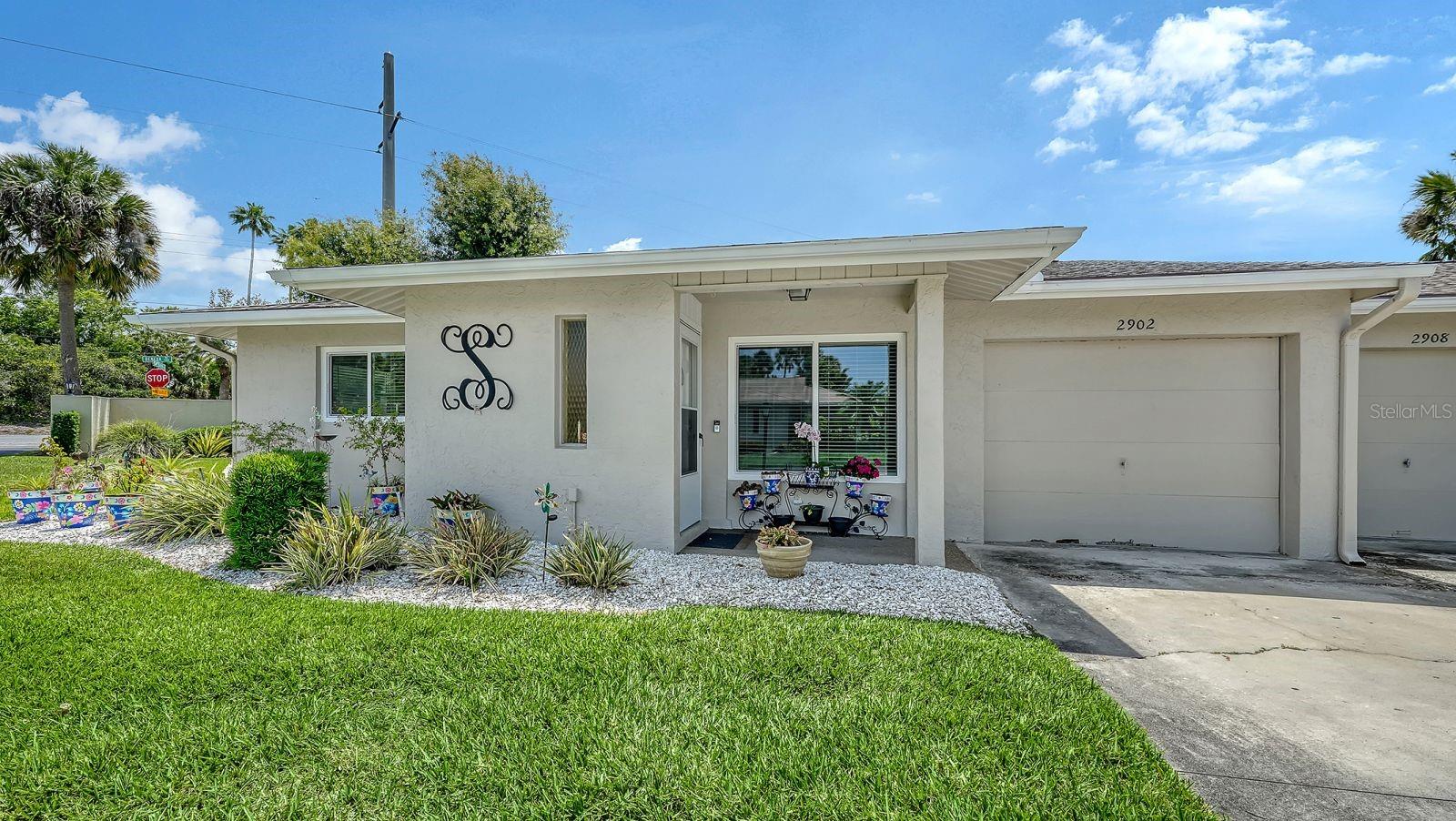 2902 Captiva Gardens Drive 3 — photo