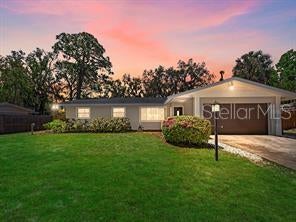 2352 Palm Terrace — photo