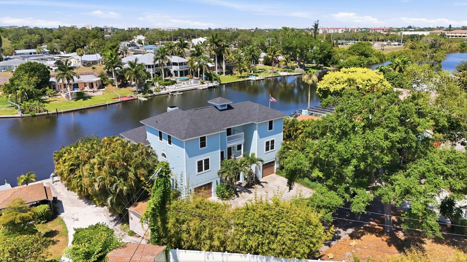 5544 Dinah Lane — photo